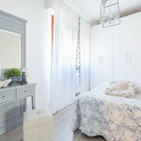 Villa In Dei Marmi Near The